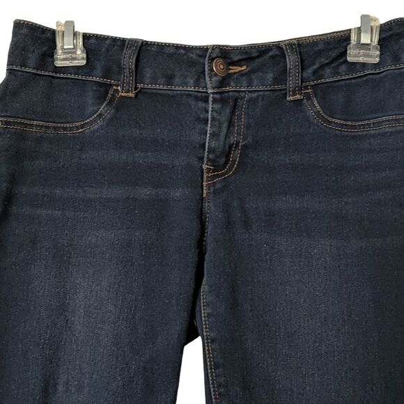 PEOPLE NEED KINDNESS LADIES SIZE 5  SKINNY JEANS - Picture 2 of 8